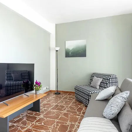 Apartman Guesthost - Lovely With Olga Pisa