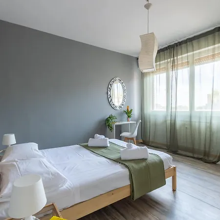 Guesthost - Lovely With Olga Apartman *